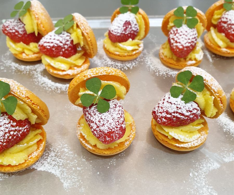Macarons with four-leaf clover